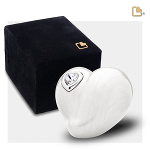 Keepsake LoveHeart Pearl Cremation Urn