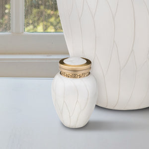 Keepsake Blessing Pearl Cremation Urn