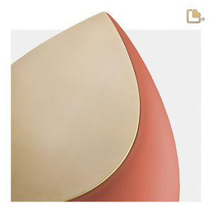 Drop Medium Urn Terracotta & Brushed Gold