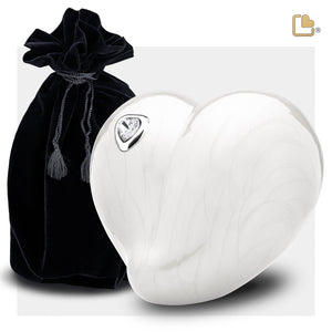 Medium LoveHeart Pearl Cremation Urn